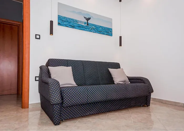 Apartman Awesome In With House A Panoramic View